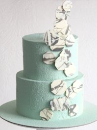 Свадебный торт велюровый